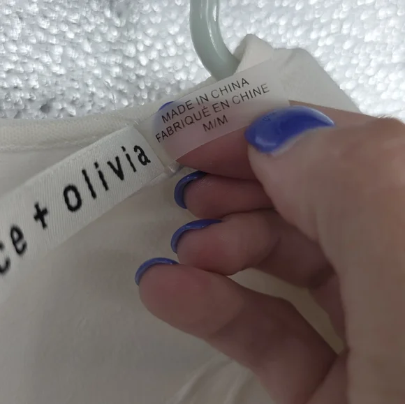 Alice + Olivia Cream Feather Sleeve Crop Top - Picture 4 of 8